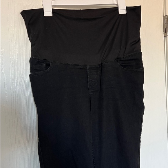 Old Navy Maternity Full Panel Skinny Jeans - Black - Picture 2 of 5